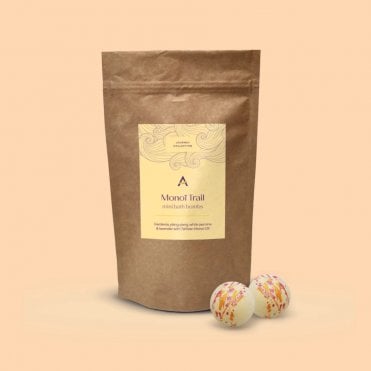 monoi trail exotic flora mini bath pouch