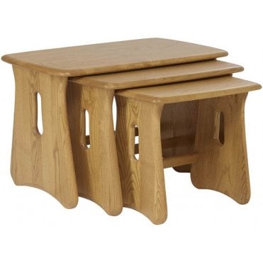 Windsor Nest Of Tables