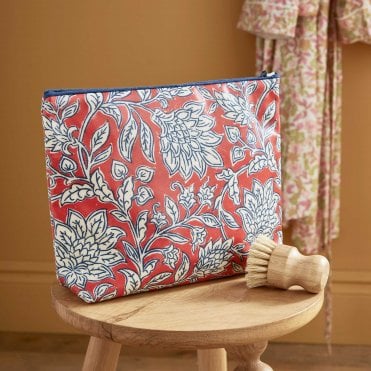 Rowallane Wash Bag