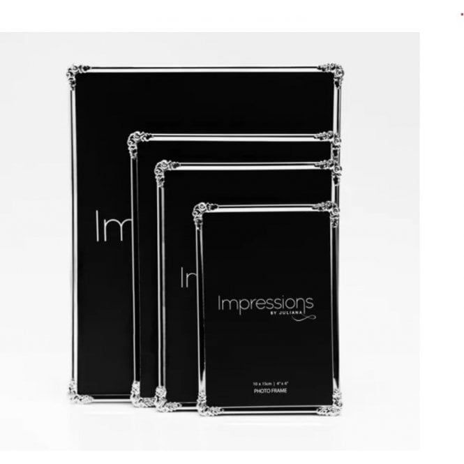 Widdop Silverplated Photo Frame with Decorative Corner