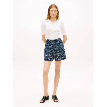 Essential Flag Embroidered Linen Shorts
