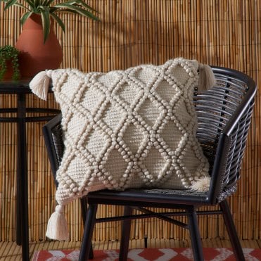 Alda Cushion